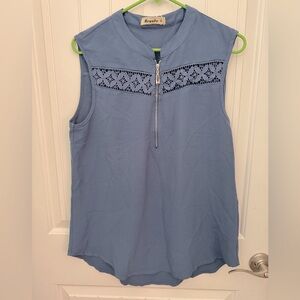 Moyabo Blue Sleeveless Blouse with Lace Accent women’s medium NWT *12